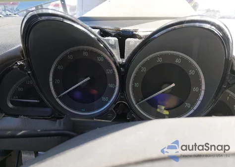 2003 Mercedes-Benz Sl 500 z USA, uszkodzony, nr VIN WDBSK75FX3F026632